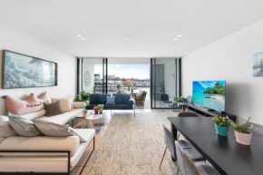 Holidays in absolute waterfront! Sydney